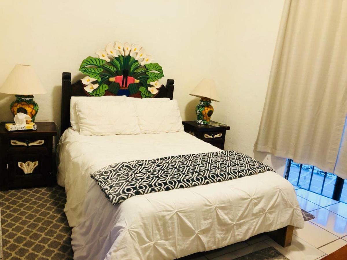 סאן מיגל דה אלנדה Casa De Los Ojeda מראה חיצוני תמונה